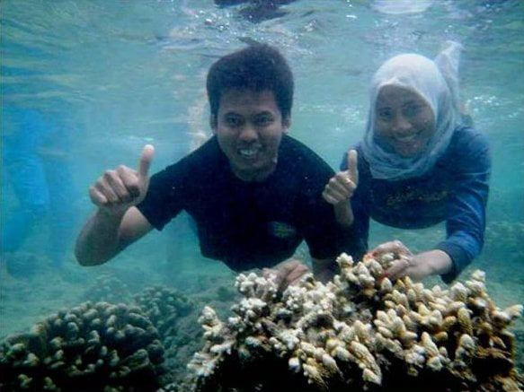 under-water-di-Pulau-Pagang-TourSumbarCom2
