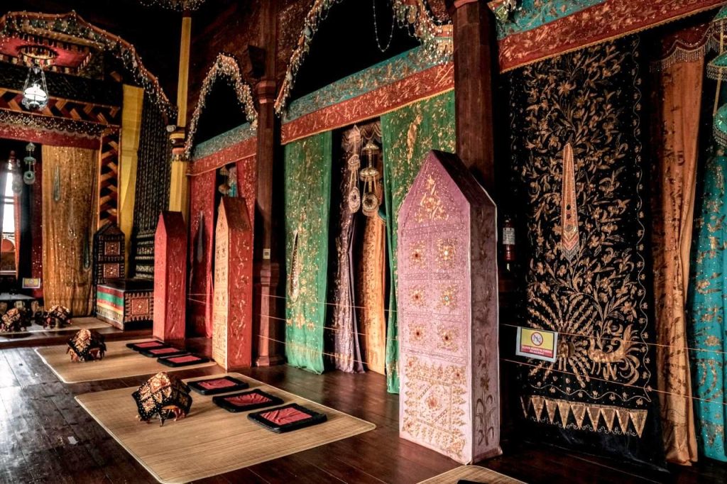 Istana Pagaruyung Dari Dalam