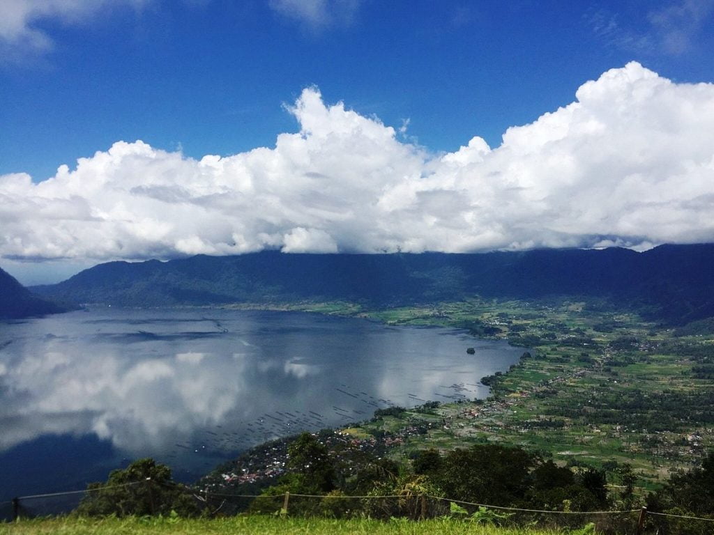 Lukisan Alam dari Lawang Park